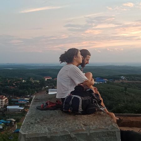 Happy Bungalow & Trekking بانلونغ المظهر الخارجي الصورة