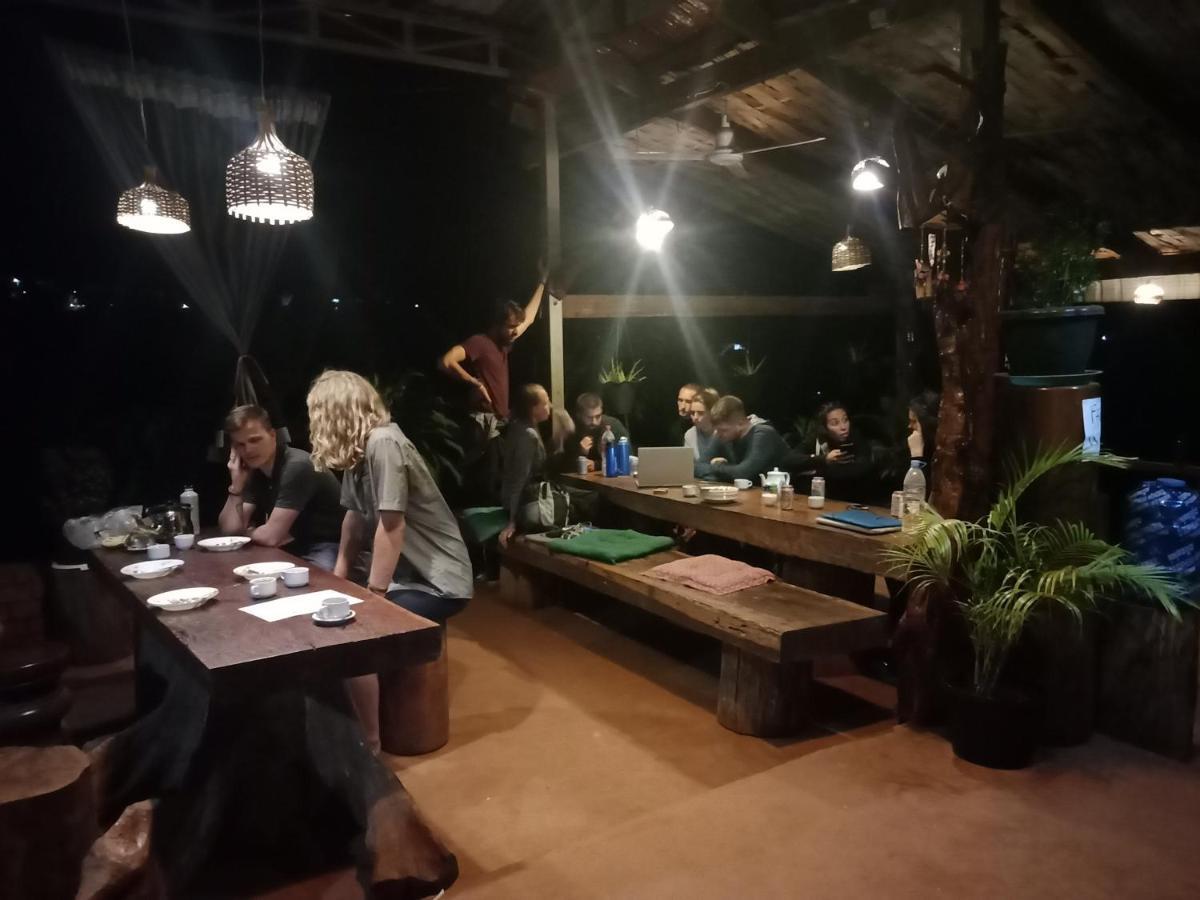 Happy Bungalow & Trekking بانلونغ المظهر الخارجي الصورة