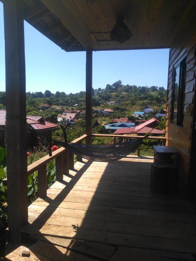 Happy Bungalow & Trekking بانلونغ المظهر الخارجي الصورة